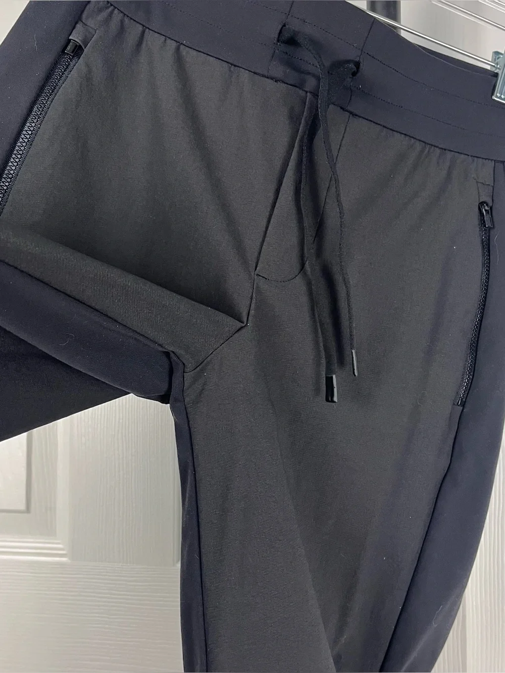 Athleta Headlands Hybrid Trek Mid Rise Jogger - Picture 3 of 8